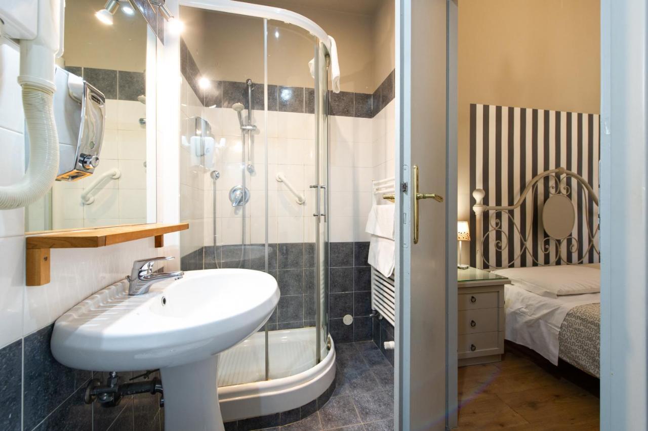 Residenza Ottaviani Roma Hotel Ngoại thất bức ảnh