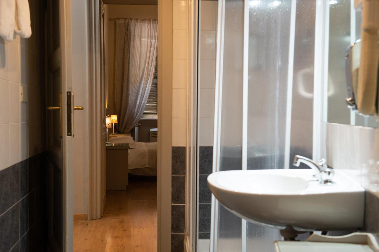 Residenza Ottaviani Roma Hotel Ngoại thất bức ảnh